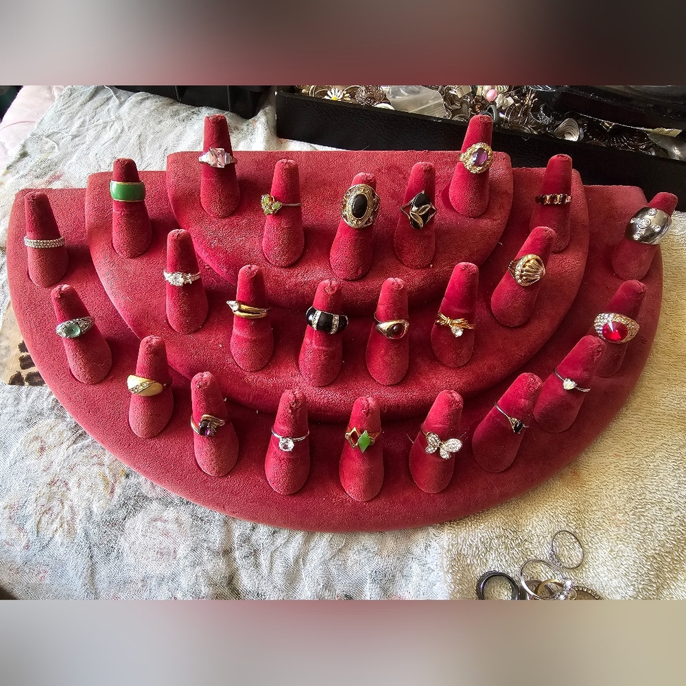 Elegant Women's Jewelry Ring Collection